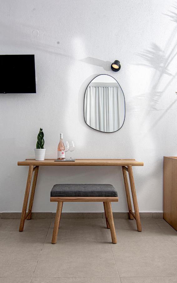Iades Suites Afytos Buitenkant foto
