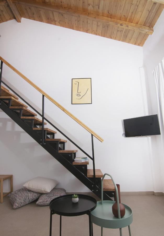 Iades Suites Afytos Buitenkant foto