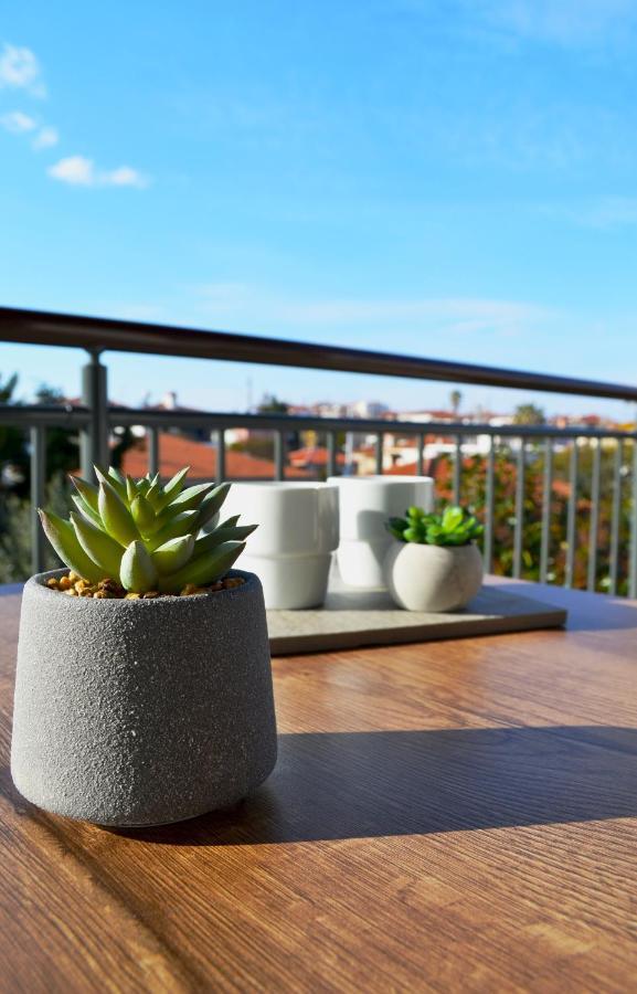 Iades Suites Afytos Buitenkant foto