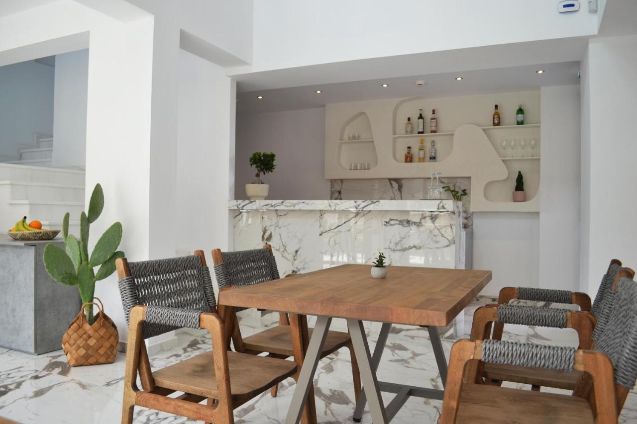 Iades Suites Afytos Buitenkant foto