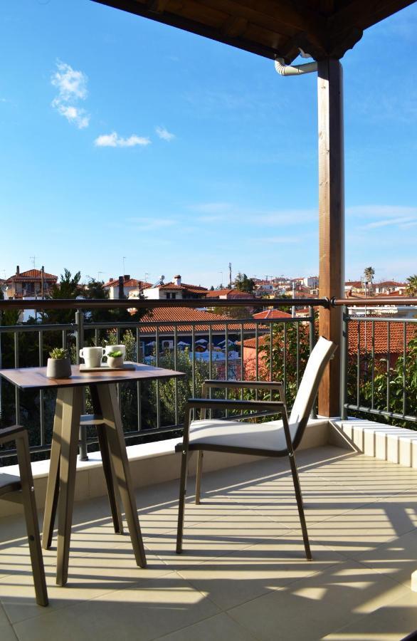 Iades Suites Afytos Buitenkant foto